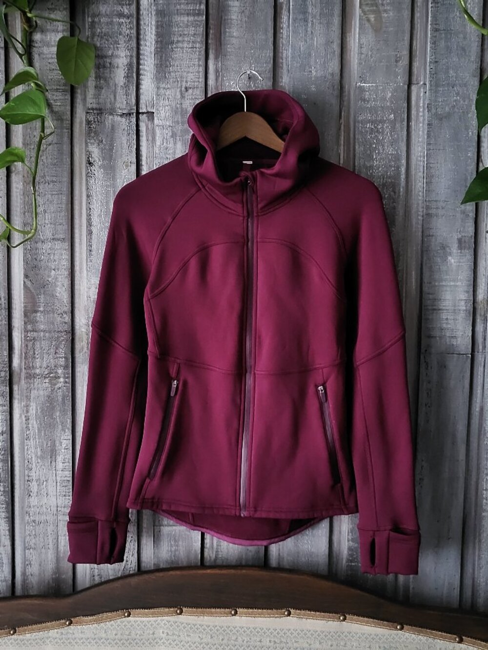 Lululemon Fleece Flurry Jacket Hooded Raspberry Size 2 Fit Small